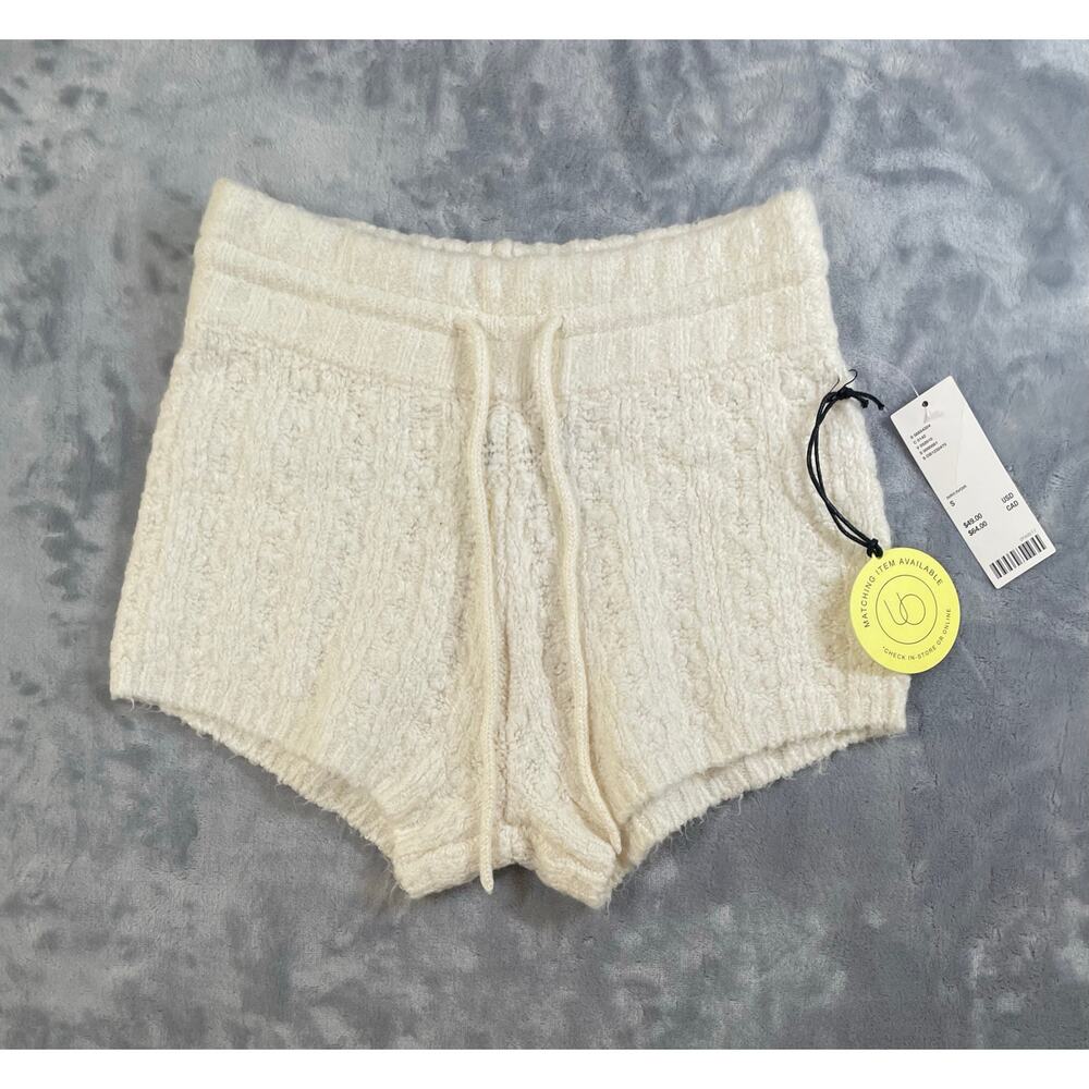 NWT Out From Under Chunky Cable Knit Sweater Shorts High Waist S Casual Urban